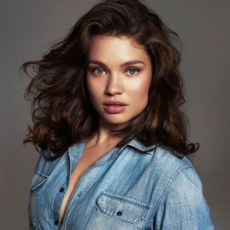 TARA LYNN